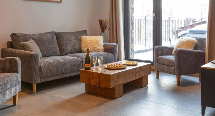 Chalet Petit Mire, Val D'Isere ski chalet, image 2